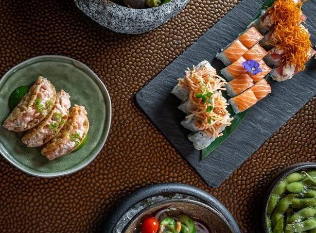Tips To Score A Saturday Night Table Without A Reservation